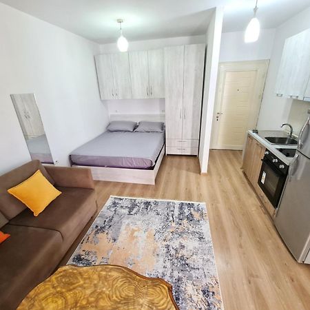 Apartament Property Albania 7 티라나 외부 사진